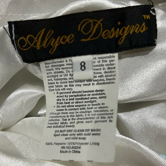 Alyce designs formal gown - Picture 13 of 14